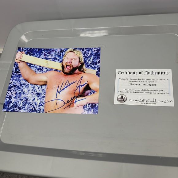 Autographed Hacksaw Jim Duggan 2x4 Photo with COA - Picture 1 of 3
